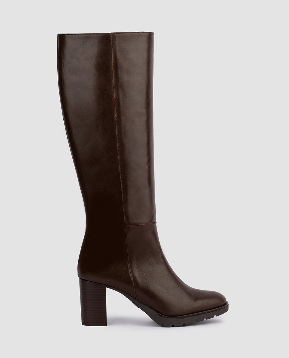 High boots with special wide LISA heel